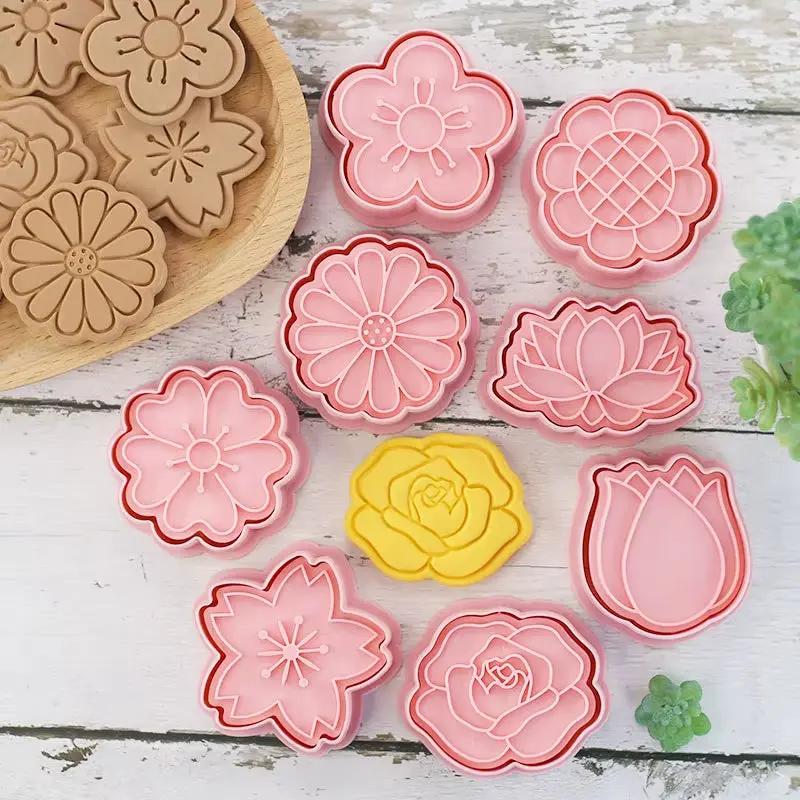 8 Pcs/Set Cookie Cutters Plastic 3D Dinosaur Shape Cartoon Pressable Biscuit Mold Cookie Stamp Kitchen Baking Pastry Bakeware