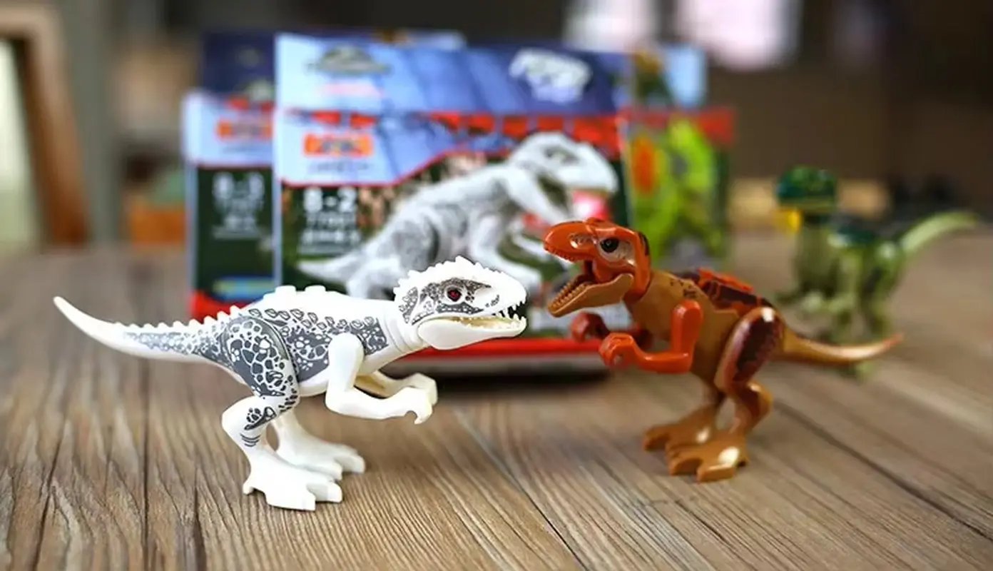 1Pcs Children Educational Toys Assembled into Dinosaur Plastic Play Hot Toy Best Gift for Children