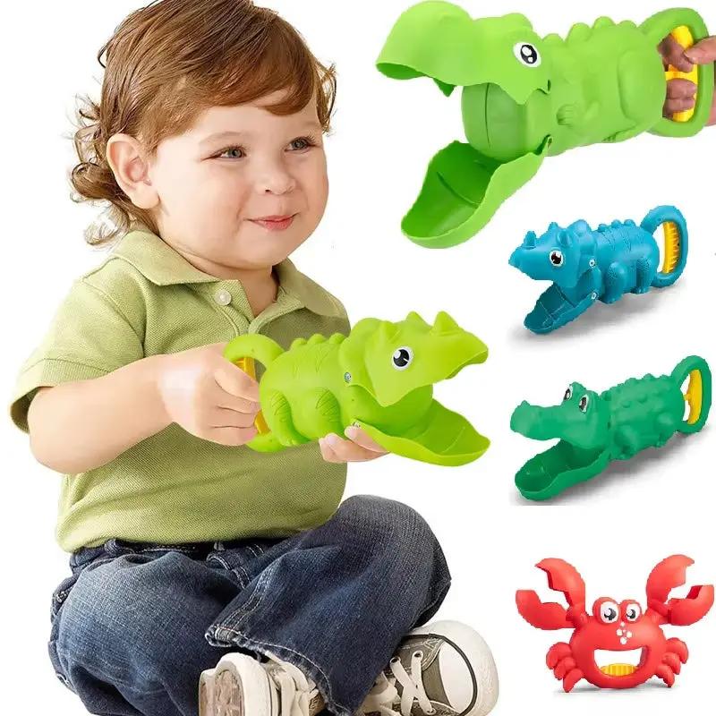 Beach Sand Toys for Children 3 4 5 Years Boys Summer Sand Grabber Toys Water Play Game Seaside Beach Outdoor Tool Kit for Kids