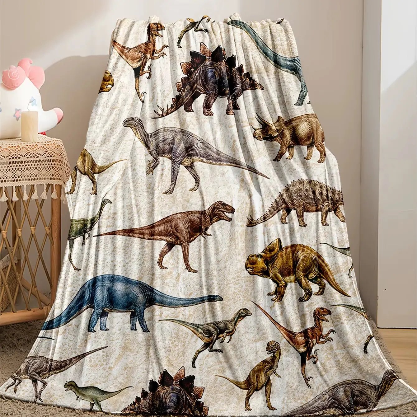1Pc Soft and Warm Dinosaur Print Flannel Blanket for Sofa, Bed, and Office - Perfect Christmas, Halloween, and Birthday Gift